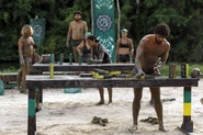 Jaguares competes in the Immunity Challenge, Domino Effect.