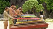 The castaways compete for immunity.