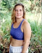 DeenaAlternatePhoto.jpg (11 KB) Deena's alternate photo.