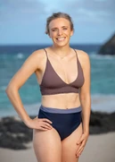 S40 Sophie Clarke alt.jpg (161 KB) Sophie's alternate promotional photo for Survivor: Winners at War.