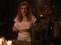 Jenna votes for Kelly to be the Sole Survivor.