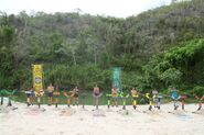 Jaguares competes in the Individual Immunity Challenge, A Bit Tipsy.