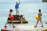 Ciera takes on her mother Laura at the Immunity Challenge.