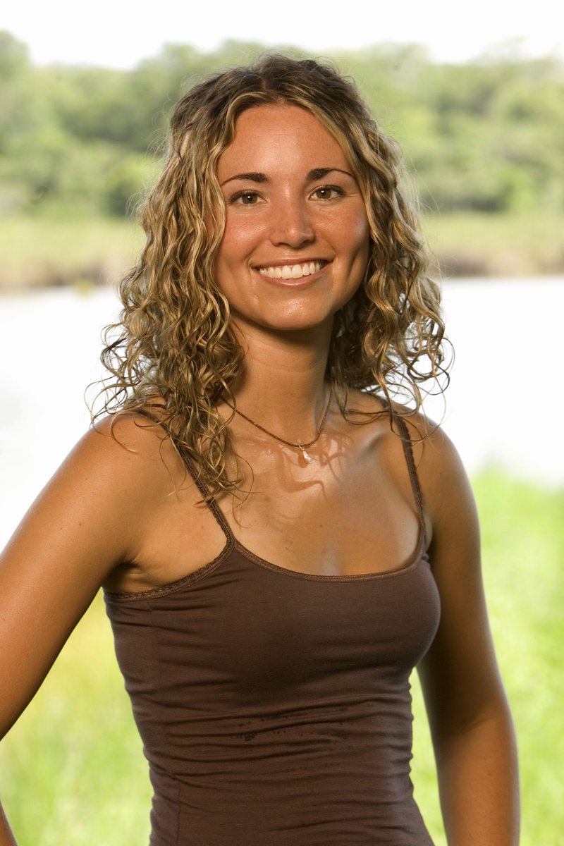 Наталя брукс. Brooke Jowett Survivor. Актриса последний игрок. Australian Survivor Brooke Jowett. Australian Survivor Brook.