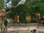 Survivor.Vanuatu.s09e08.Now.the.Battle.Really.Begins.DVDrip 139