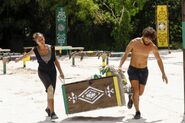 Jaguares competes in the third Reward Challenge of the fourteenth cycle.