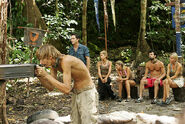 Koror competes in the the Immunity Challenge, Second Chance.