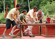 Keith competes in the Reward/Immunity Challenge, Crate Escape.