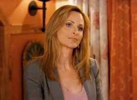 477027-melody-bledsoe-fullscreen-1
