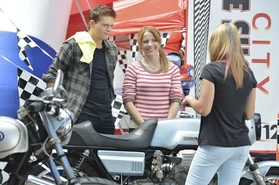 Switchedatbirth1x2601.jpg (69 KB) Emmett blue bike