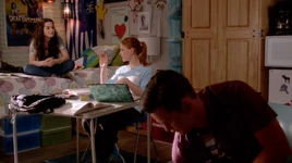 4x18 Dorm BayDaphneTravis