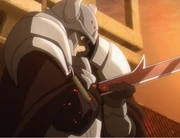 Il essai de retirer la lance