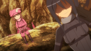 Pitohui advising LLENN to vent her real world frustrations by participating in the Squad Jam AGGO S01E03