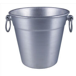 Bucket, Yoni