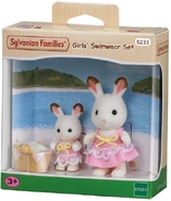 Girls Swimwear Set box.jpg (213 KB) In a box