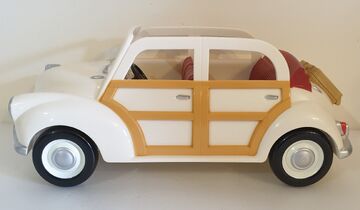Sylvanian families morris minor car 2025