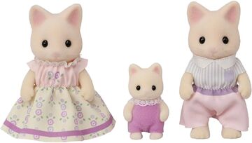 family cats　0308 Amazon.com: Calico Critters, Sandy Cat Family, Dolls