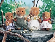 Beaver Family (Waters) (1986 JP), (1988 UK/US)