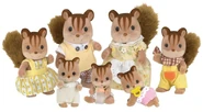 Walnut Squirrel Family (Walnut) (2004 JP), (2005 UK)