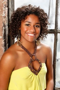 S6 Ariana DeBose