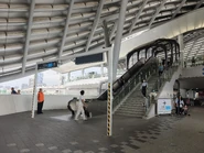 3号线站厅往福保方向侧式站台的扶梯（摄于2024年10月）