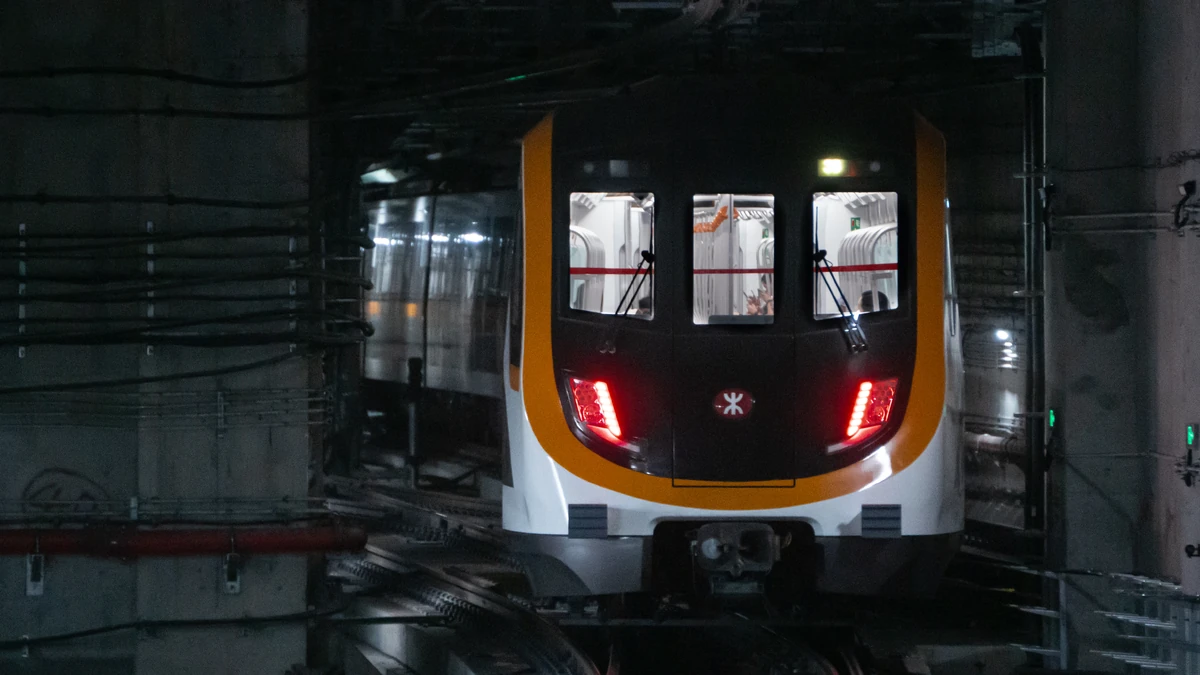 深圳地鐵13號線四方A型列車| 深圳交通百科| Fandom