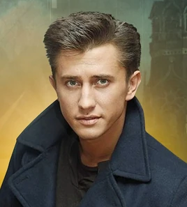 Артём Головин