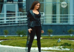 Анна метаморф.gif (6,41 МБ) Кадр из сериала "Тайный Город"