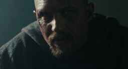 Taboo-Caps-1x07-02-James-Prisoner