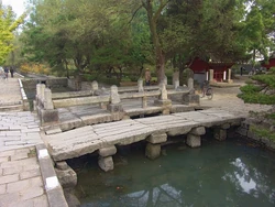 Sonjuk Bridge, where Chu was assasinated