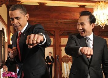 Barack-Obama-taekwondo