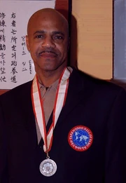 Michael Warren