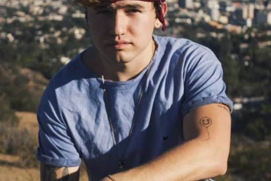Jc Caylen Kompas Tatoeage Kompas Ontwerp Door Kunstenaar Men Bij jc-caylen-kompas-tatoeage-kompas-ontwerp-door-kunstenaar-men-bij