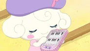 1365068755568.jpg (87 KB) Pianitchi playing her Smapi