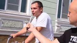 Опрос прохожих