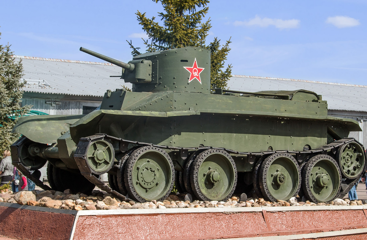 Легкие танки бт. Танк БТ-2. Танки СССР БТ 2. БТ-1 танк. СССР легкий танк БТ-2.