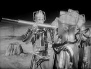 Moonbase-4 Cybermen with large weapon