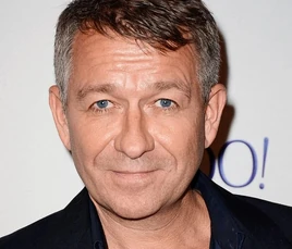 Sean Pertwee