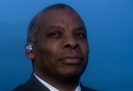 DonWarringtonAsBritishPresident-RiseoftheCybermen