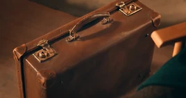Eddie Redmayne's briefcase