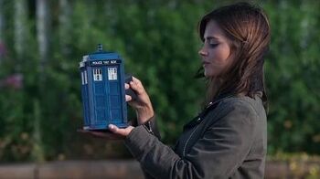 The TARDIS Shrinks - Flatline - Doctor Who - BBC