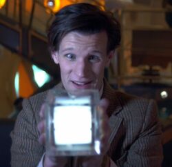 Eleventh-doctor-holds-hypercube