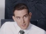 Estate agent (Knock Knock)