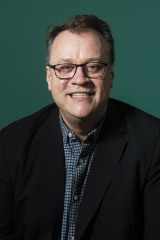 Russell T Davies (13 KB) Russell T Davies