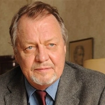 David Soul Tardis Fandom 5ft 11 (180.3 cm) peak height was 6ft ½ in (184.2 cm) american actor best known for his role in the starsky and hutch tv series and in films such as magnum force and.