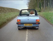 K9AGirlBF Metro Politan rear close up.jpeg (247 KB) View of rear of the Metro Politan