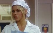 Rose Tyler dinnerlady (SR)