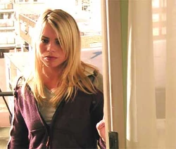 Rosetyler2.jpg (14 KB) A picture of Rose Tyler.