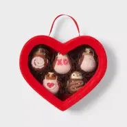 Featherly Friends Chocolate Box Valentine's Day Decorative Object