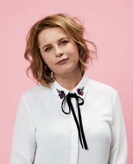 Anne-Edmonds-website-scaled